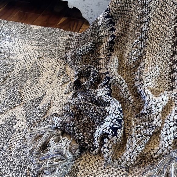 New Bohemian Loom Moroccan Knit Tasseled Handmade Poncho Cardigan Sweater - Picture 6 of 11